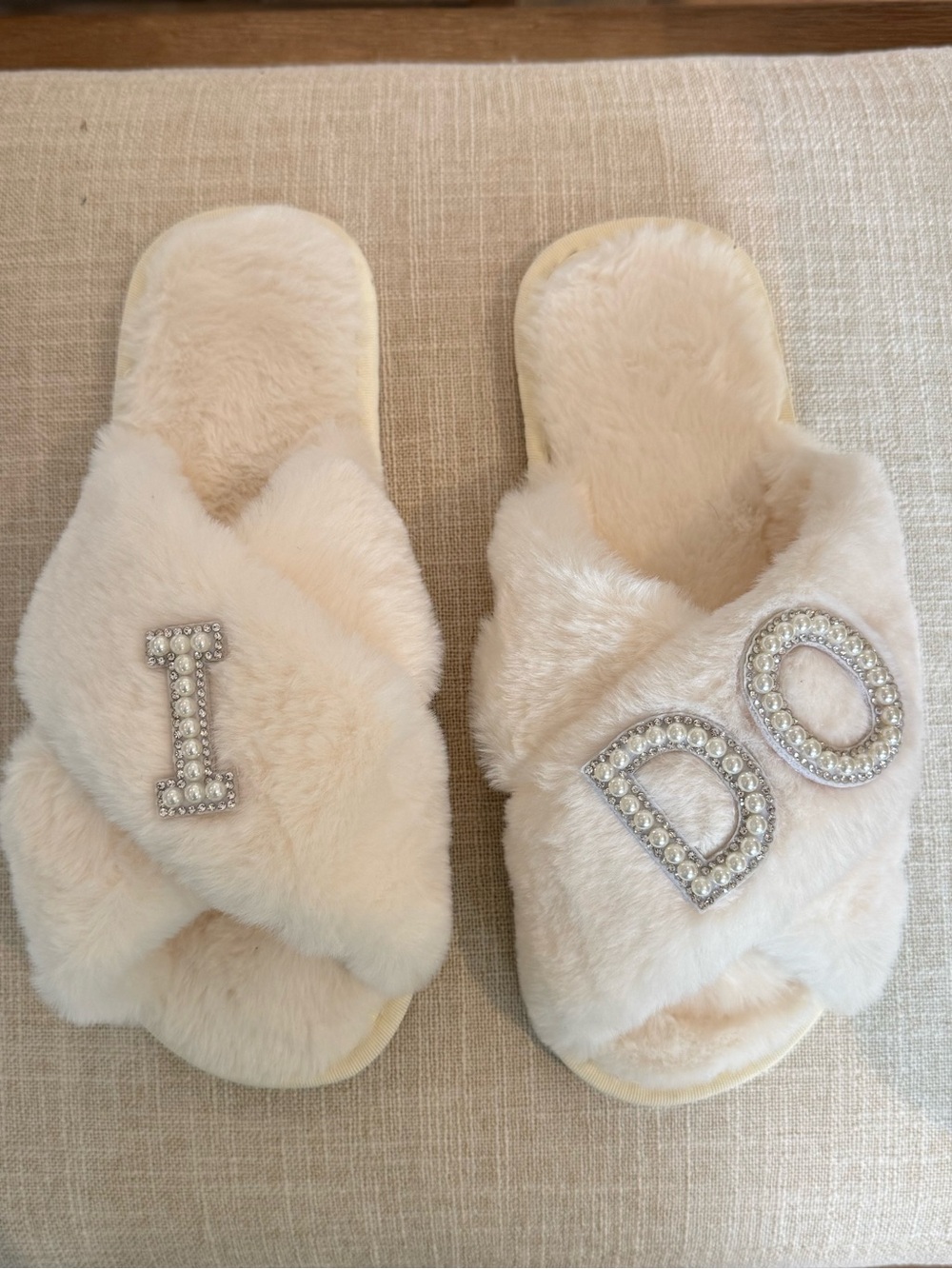 Embellished Faux Fur Slide Slippers in Cream